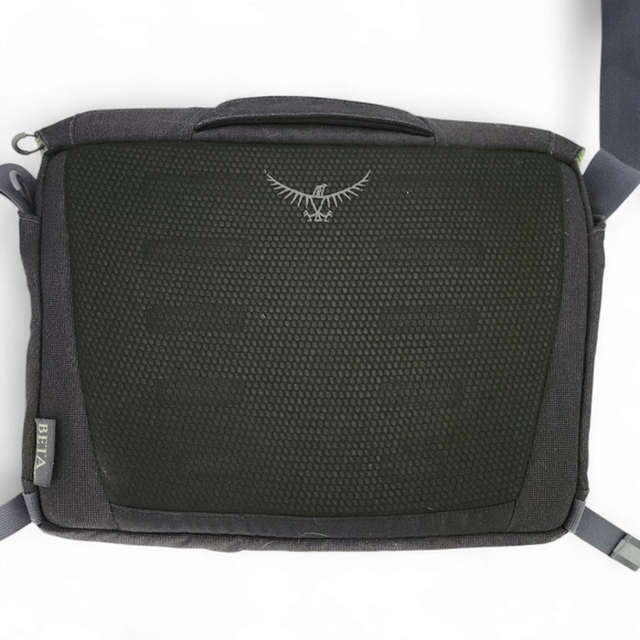 OSPREY Packs Beta Port Courier Bag - 732cu in (approx. 12L) capacity - Picture 3 of 16